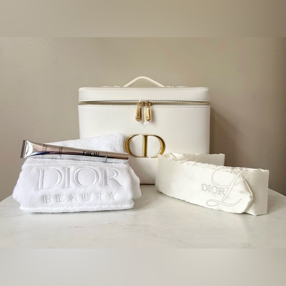 Christian Dior Twill Travel Trunk with Dior Bath Towel, Satin Headband, Serum - Picture 11 of 11